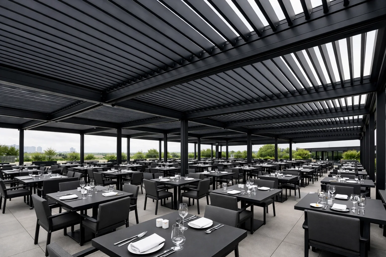 Großflächige Pergola Wien für die Gastronomie und exklusive Schanigärten im Außenbereich.