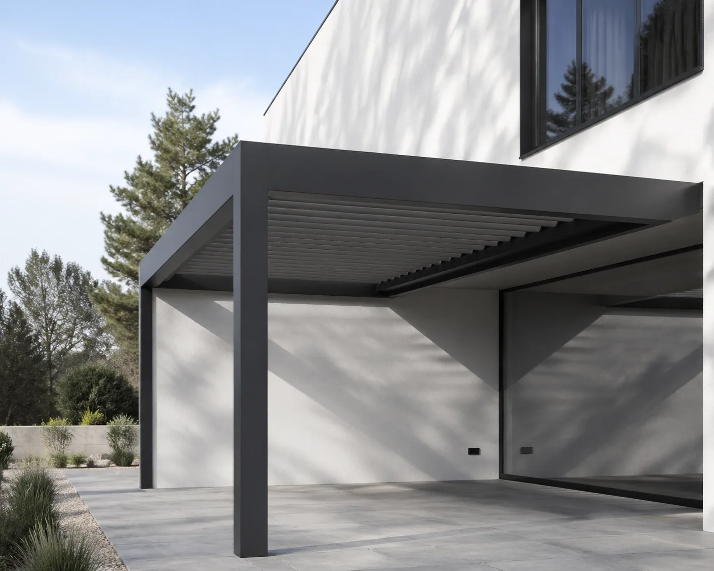 Moderne kubische Pergola in Anthrazit für exklusives Terrassendesign in Wien
