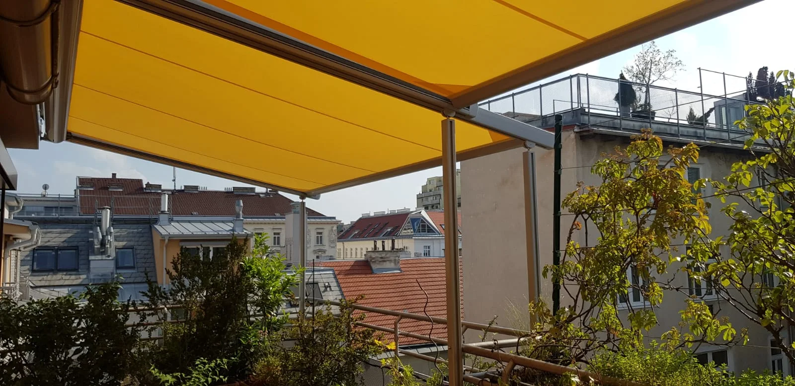 Kassettenmarkise und Gelenkarmmarkise im Vergleich – Kassettenmarkisen Österreich